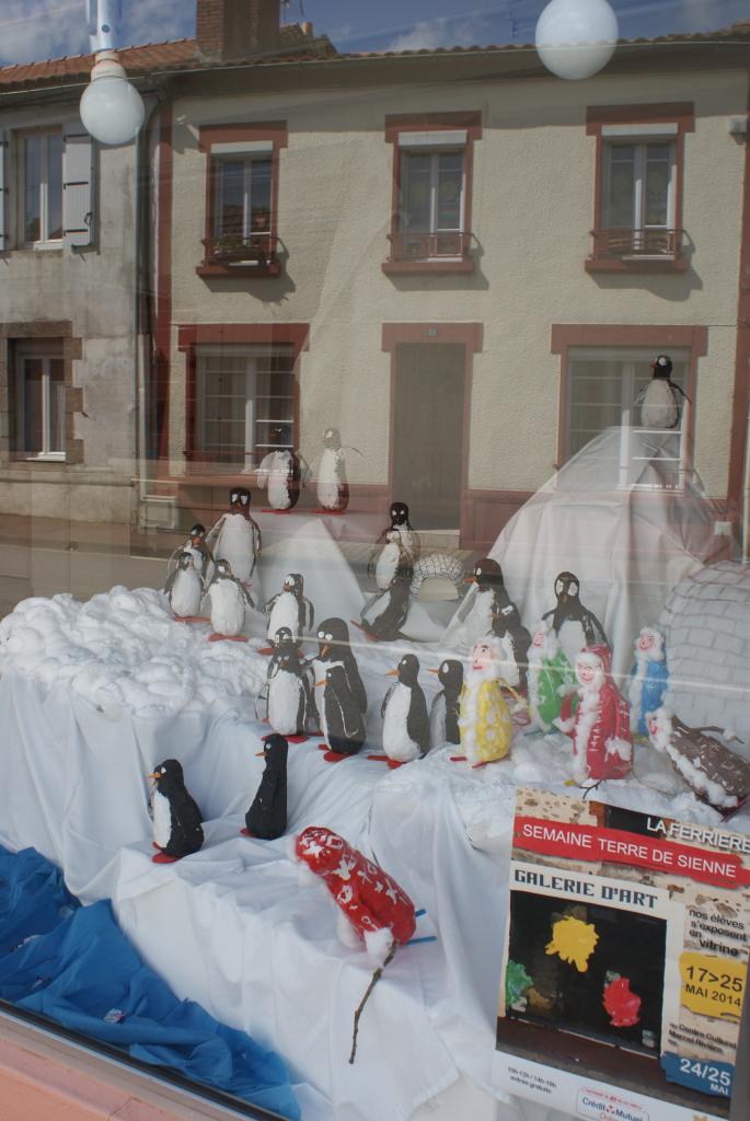 Les Pingouins en vitrine (travaux des scolaires)