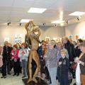 Vernissage un public attentif.